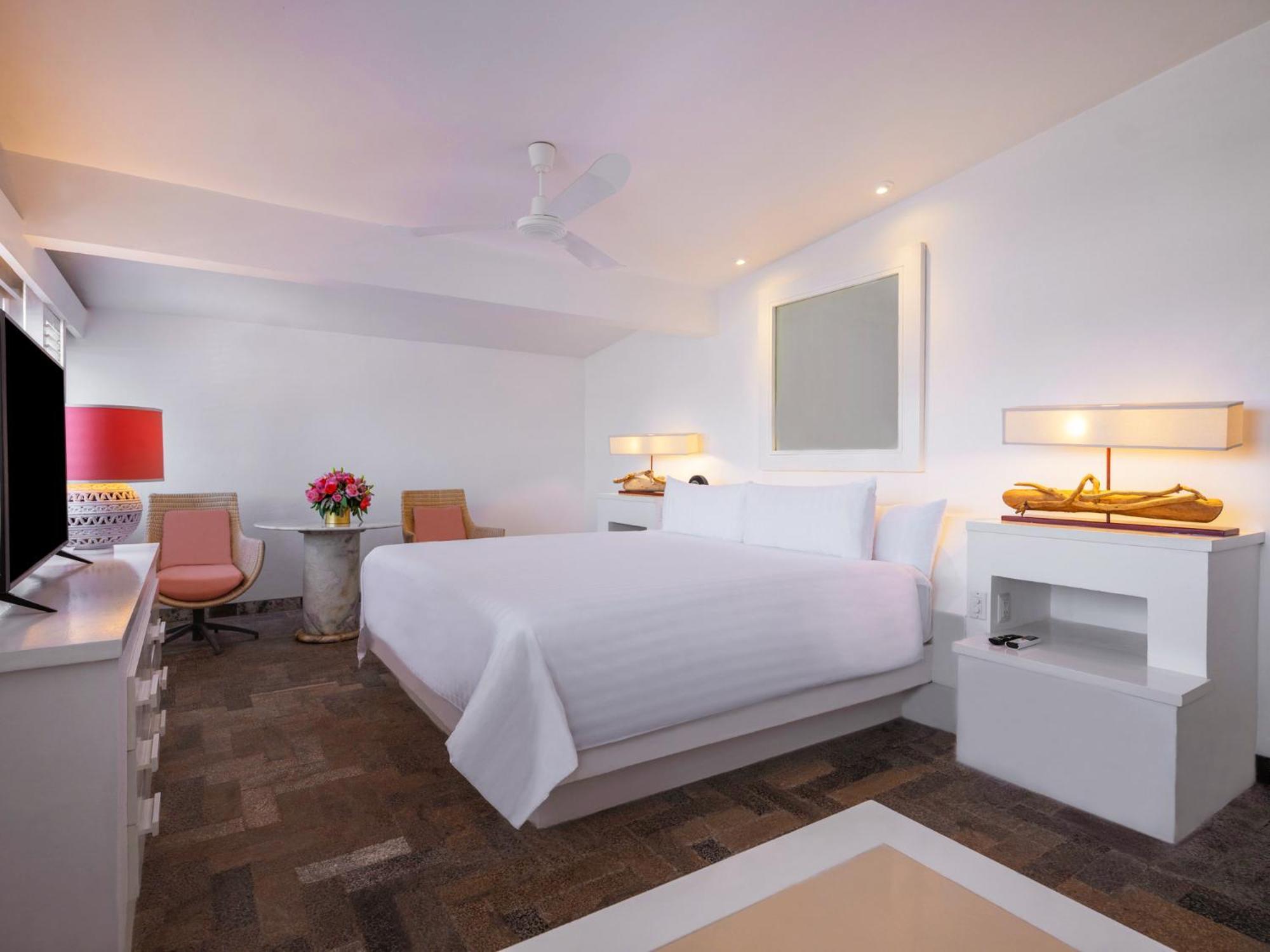 Junior Suite,830708735:JPEG